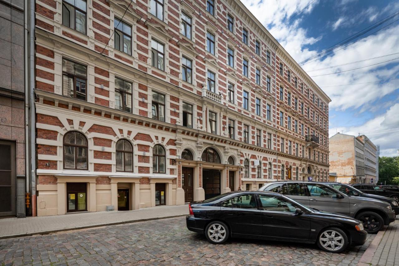 Modern Design Studio Apartment In Riga Center Esterno foto